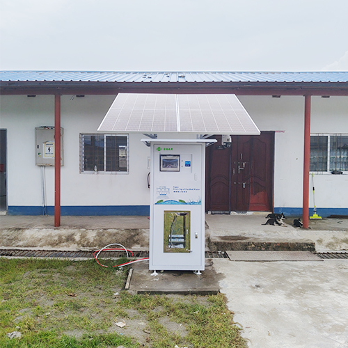 Personal Solar Water Filter Bottle With UV-C Light Sterilization​