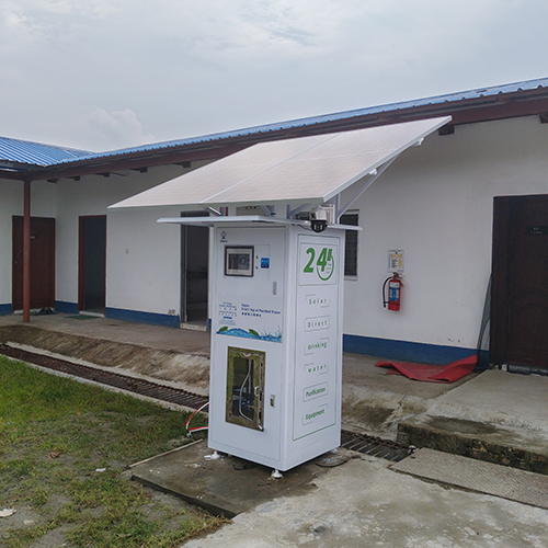 Personal Solar Water Filter Bottle With UV-C Light Sterilization​