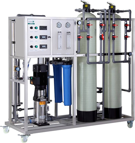 高効率住宅用ソーラーパワー逆浸透水浄化装置 - 省エネで環境に優しい