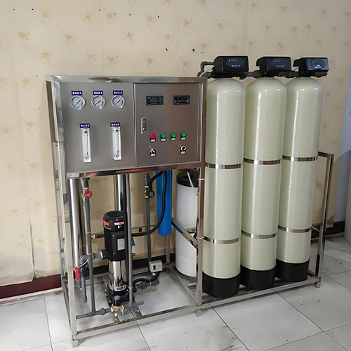 高効率住宅用ソーラーパワー逆浸透水浄化装置 - 省エネで環境に優しい