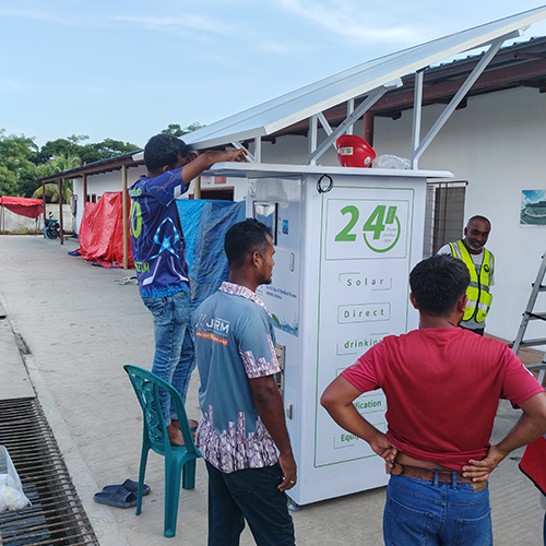 100% Solar Public Drinking Water Kiosk – Outdoor Solar Powered Water Fountain & Refill Station